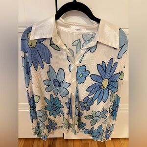 Blue and Cream Graphic Floral Top